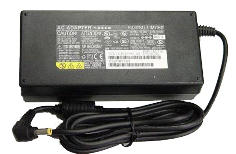 Fujitsu 65W Standard Power Adapter for LIFEBOOK E548, E558 - S26391-F3096-L509