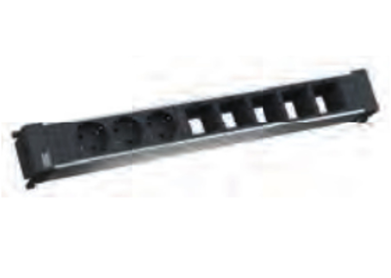Bachmann 909.0027 - 3 AC outlets - Indoor PDU