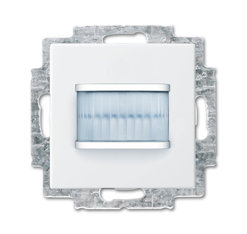 BUSCH JAEGER 2CKA006220A0370 Connecteur 6m IP20 blanc 2300W