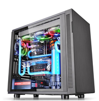 Thermaltake Suppressor F31 Tempered Glass Edition - Midi-Tower