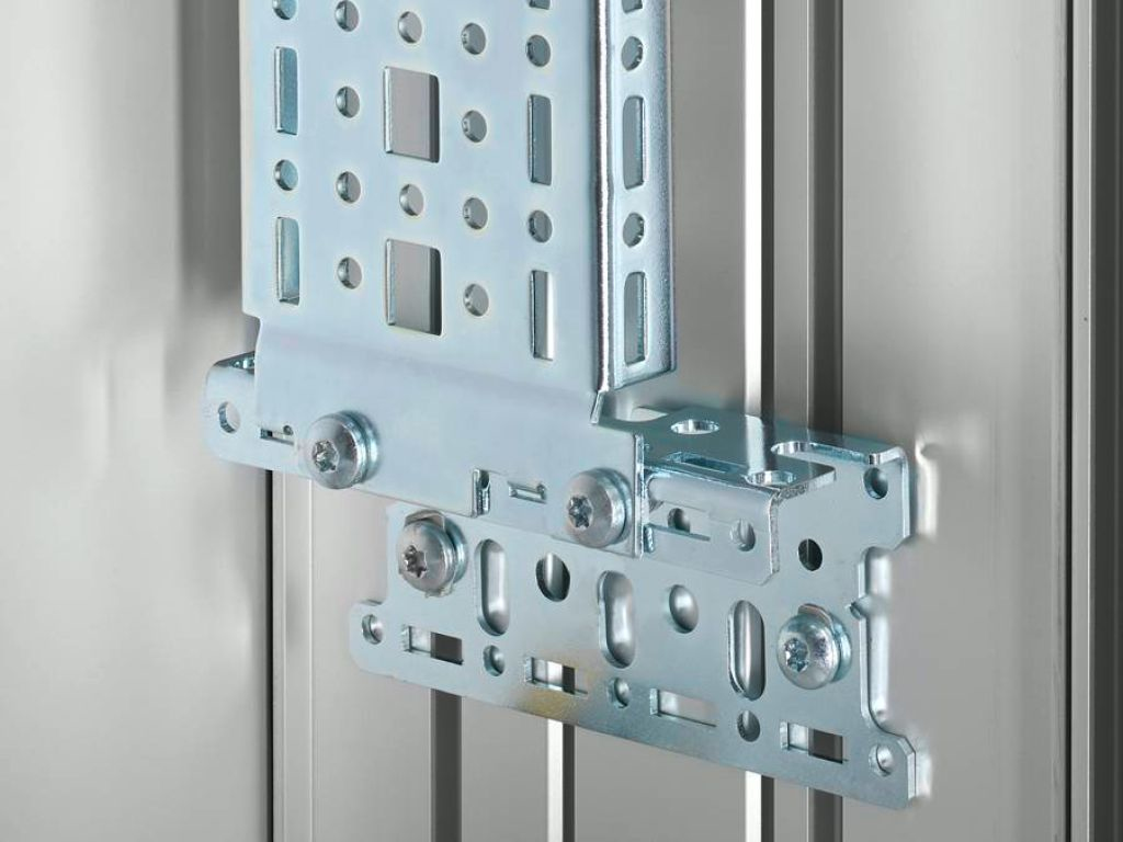 Support de montage Rittal VE=4 CP 6205100