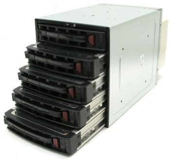 SuperMicro CSE-M35TQ Boîtier pour périphériques de stockage