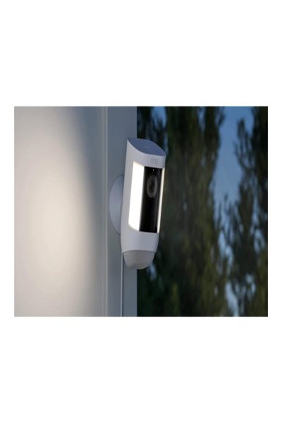 Ring Spotlight Cam Pro Plug - IP security camera - Indoor & outdoor - Wireless - 3000 K - Ceiling/wall - Black