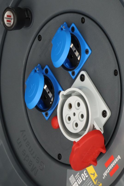 Brennenstuhl 9222300110, Svart, Blå, Röd, Plast, 3 AC-uttag, CEE, Typ E / F, Rak, 30 m - 9222300110