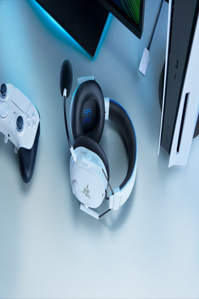 RAZER BLACKSHARK V3 PRO FOR PLAYSTATION - WHITE HEADSET - RZ04-05400600-R3G1