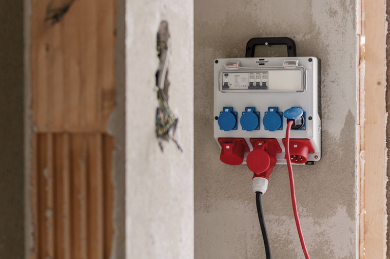 Brennenstuhl wall distributor 4/32A 7 AC outlets (1154890020) - 1154890020