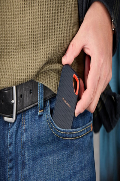 SanDisk Extreme Portable SSD TRIPLE USB - Solid State Disk - 4,000 GB - SDSSDE70-4T00-G25
