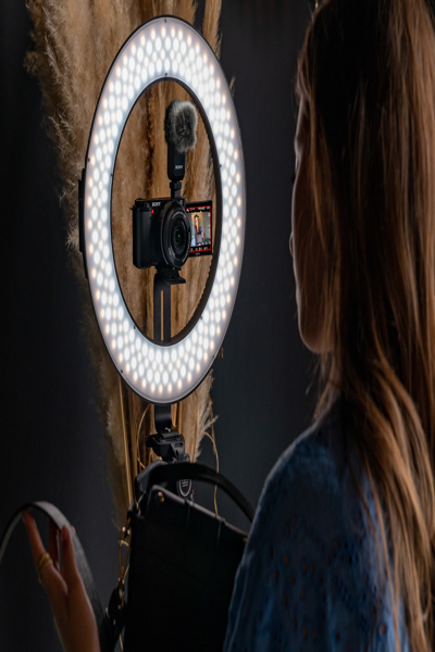 Sony A10L och ZV-E10L kamera 24,2 MP - ZVE10LBDI.EU