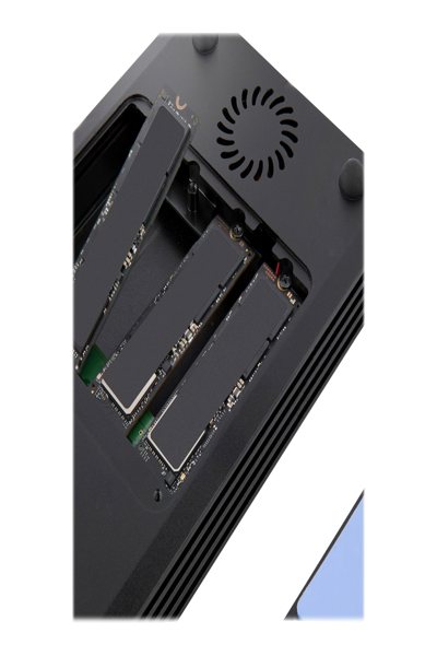 StarTech.com 4 Bay Thunderbolt 3 NVMe Enclosure, For M.2 NVMe Solid State Drives, 1x DisplayPort Video & 2x TB3 Downstream Ports, Up to 40Gbps, 72W Power Supply - M2E4BTB3