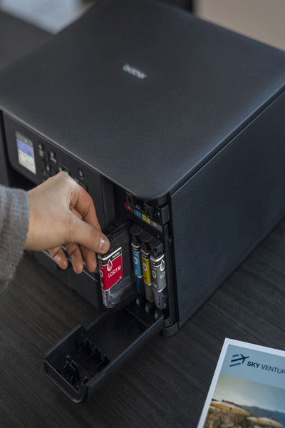 Brother DCP-J1310DW Compact 3-in-1 wireless inkjet - DCPJ1310DWRE1