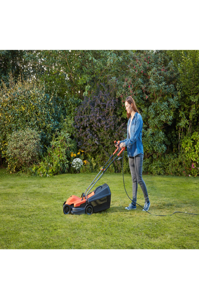 Black & Decker BEMW451 - 300 mÃ‚Â² - 32 cm - 2 cm - 6 cm - 35 L - 78.5 dB