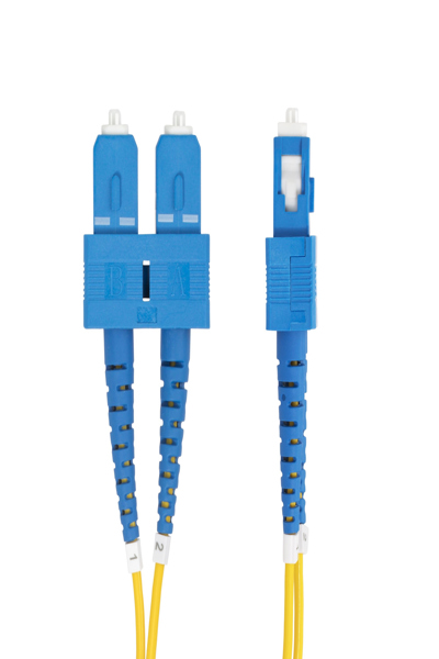 StarTech.com 3m (9.8ft) SC to SC (UPC) OS2 Single Mode Duplex Fiber Optic Cable, 9/125µm, Laser Optimized, 40G/100G Zipcord, Bend Insensitive, low insertion loss - SMDOS2SCSC3M