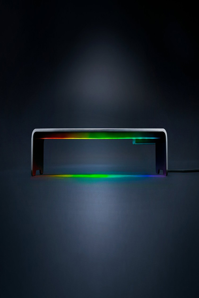 Razer monitorstativ i aluminium med 4-portars hubb - RC21-02320100-R3M1