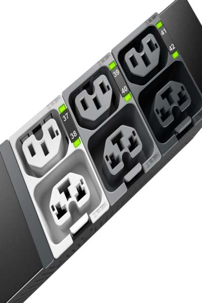 APC NetShelter Rack PDU Advanced - Metered - 3Phase - 22.1kW 400V 32A or 17.3kW 415V 30A - 48 Outlets - IEC309 - Metered - 0U - Three-phase - Rackmount - Vertical - Black - APDU10350ME