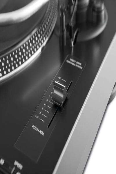 Platine disque TechniSat TechniPlayer LP 300