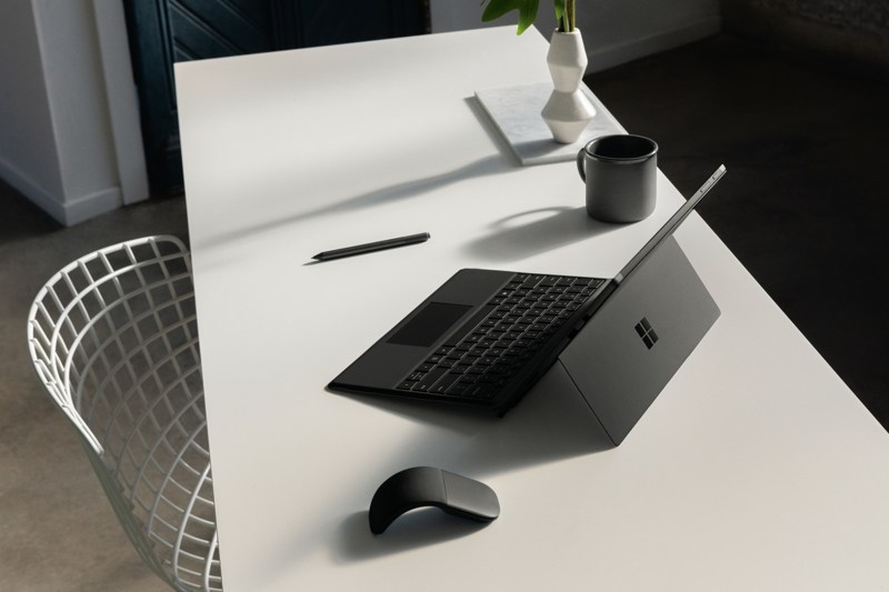 Microsoft Surface Arc Mouse - Mouse - FHD-00017