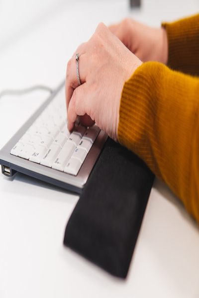 Bakker Elkhuizen - Accoudoir pour clavier