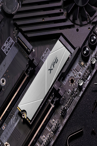 ADATA XPG GAMMIX S60 BLADE 2TB M.2 PCIe 4.0 x4 NVMe SSD - AGAMMIXS60-2T-CS