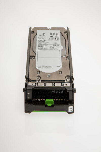Origin Storage 300GB 15K SAS H/S HD Kit 3.5in OEM: S26361-F3291-E530 - 300 GB - 15000 RPM - 16 MB - 3.5" - SAS