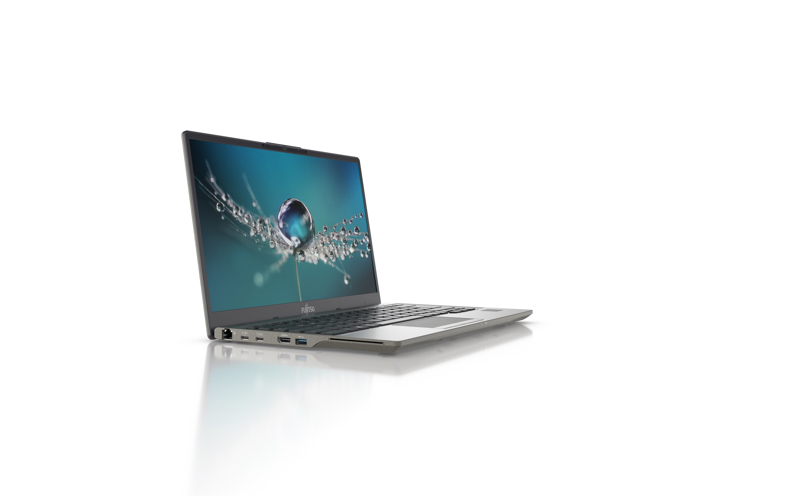 Fujitsu LIFEBOOK U7411 Intel Core i5 1135G7 Laptop - VFY:U7411MF5BMDE