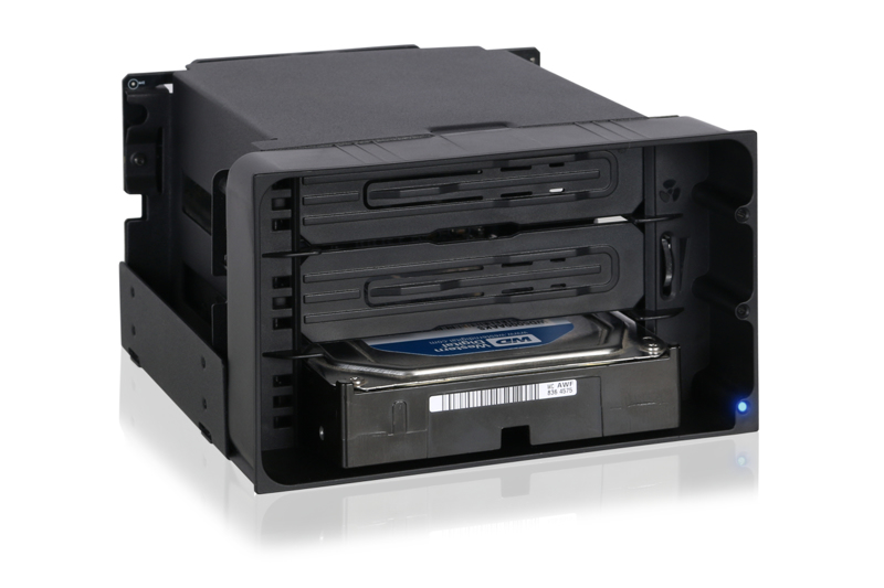 ICY Dock MB830SP-B - FlexiDock - 3x 3.5" SATA Caddy - MB830SP-B