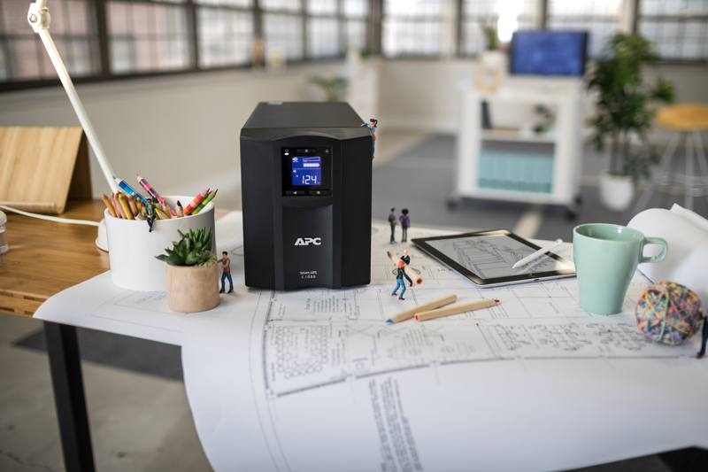 APC Smart-UPS SMC1000IC - UPS - 220/230/240 V - 600 Watt 1000 VA - SMC1000IC