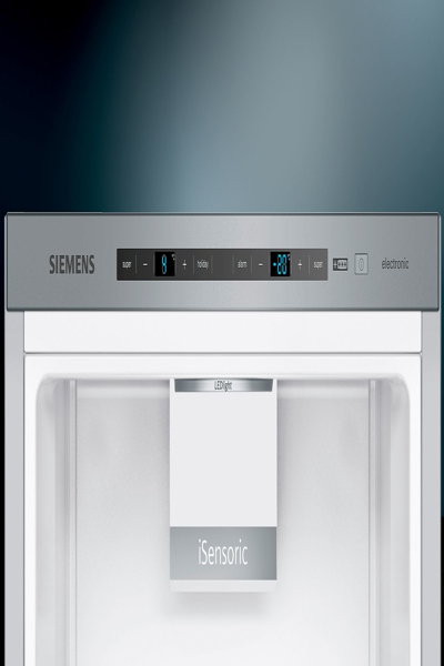 Siemens KG39EAICA IQ500 Fridge Freezer