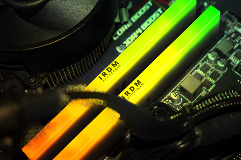 GoodRam IRDM ARGB UDIMM DDR4 KIT 16 GB (2 x 8 GB PC4-28800) - IRG-36D4L18S/16GDC