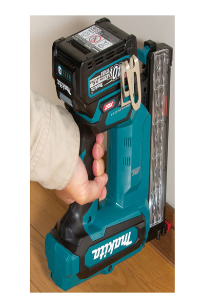 Makita FN001GZ 40V Pistolet de plongée