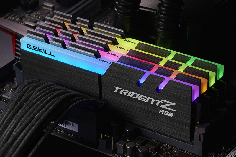 G.Skill Trident Z RGB F4-3200C16Q-32GTZR - 32 GB - F4-3200C16Q-32GTZR