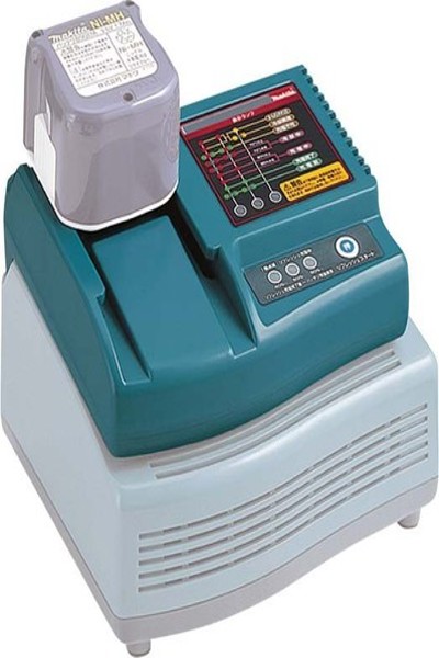 Chargeur de batterie Makita ADP03