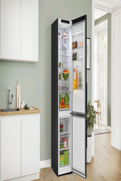 Bosch Serie 4 KGN39VXAT - 363 L - No Frost (fridge) - SN-T - 11 kg/24h - A - Black