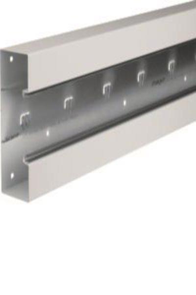 Hager BRS6517019016 Goulotte de finition inférieure blanche