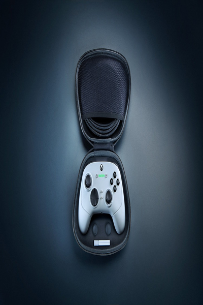 Razer Wolverine V3 Pro - White P - RZ06-05200200-R3M1