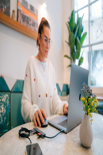 Verbatim USB-C Essentials multiport hub 7-ports - 32158