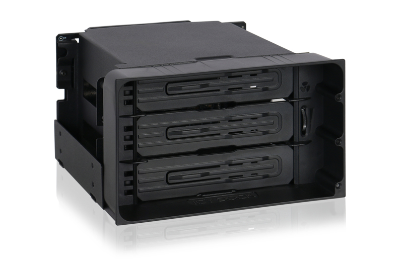ICY Dock MB830SP-B - FlexiDock - 3x 3.5" SATA Caddy - MB830SP-B