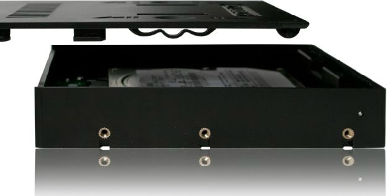 Icy Dock MB882SP-1S-2B Hard Drive Converter - MB882SP-1S-2B