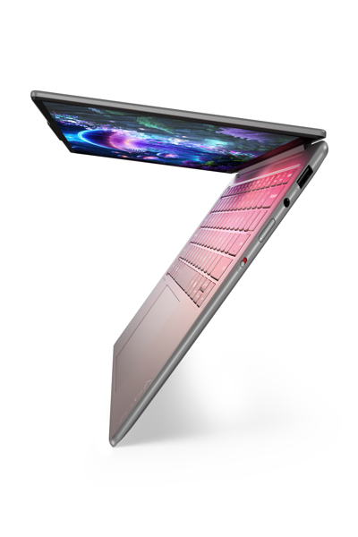Lenovo Yoga Slim 7 14ILL10 Copilot+ PC Intel Core Ultra 7 14" 2880 x 1800 - Core Ultra 7 - 4.8 GHz - 83JX002DGE