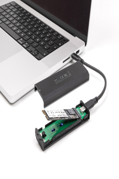 Delock Externes USB Type-C 20 Gbps Combo GehÃƒÂ¤use fÃƒÂ¼r M.2 NVMe PCIe oder SATA SSD - 42031