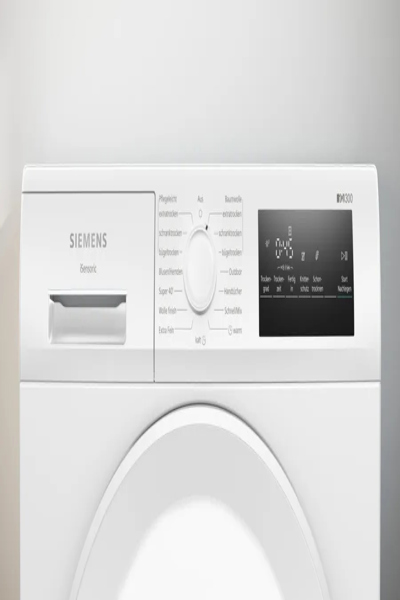 Siemens iQ300 WT43H004 Freestanding Condensation Dryer - WT43H004