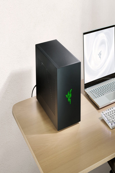 Razer Core X V2 - External GPU Enclosure - Thunderbolt - RC21-02270200-R3M1