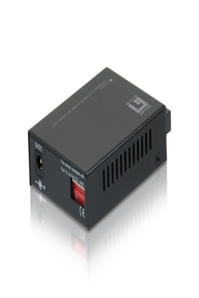 LevelOne RJ45 to SC Fast Ethernet Media Converter - Multi-Mode Fiber - 2km - 100 Mbit/s - 10Base-T - 100Base-TX - 100Base-FX - IEEE 802.3 - IEEE 802.3u - IEEE 802.3x - Fast Ethernet - 10,100 Mbit/s - 540674