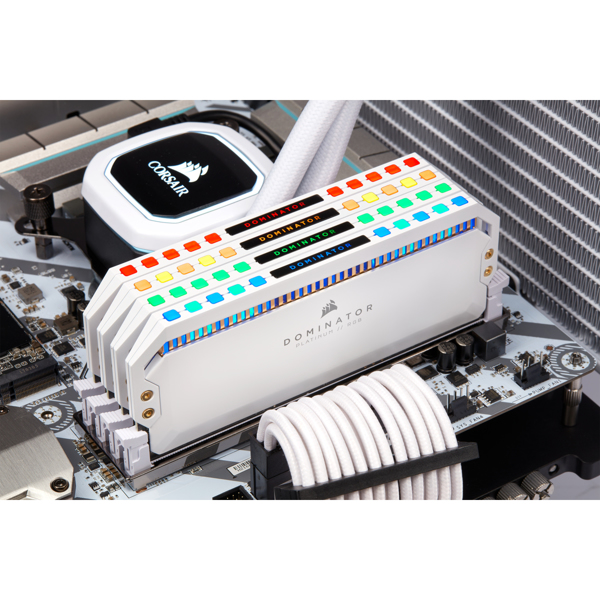 Corsair Dominator Platinum RGB - CMT16GX4M2C3600C18