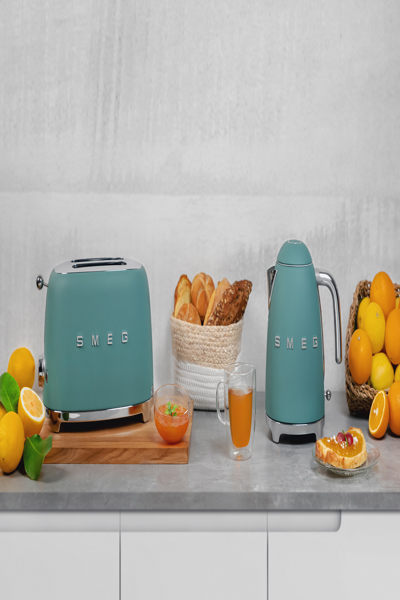 SMEG KLF03EGMEU, 1,7 L, 2400 W, Chrome, Vert, Acier inoxydable, Indicateur de niveau d'eau, Sans fil