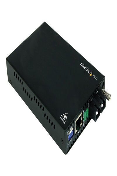 StarTech.com 10/100 Mbps Single Mode Fiber Media Converter - ET90110SM302
