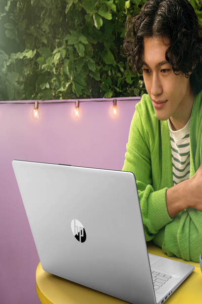 HP 17-cp2075nw: AMD Ryzen 5 7520U Laptop, 17.3" FHD, 512GB - 9R869EA