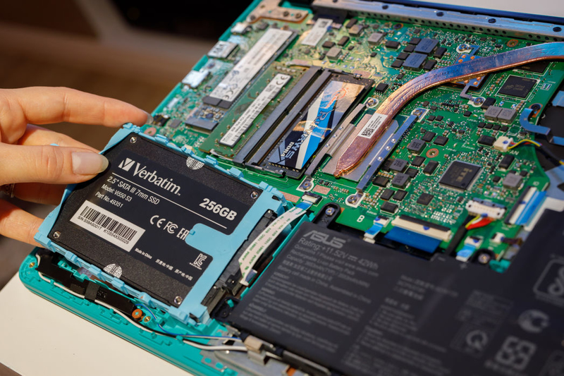 Verbatim Vi550 - SSD - 256 GB - 49351