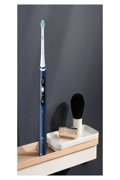 Braun iO Series 7N Sapphire Blue - Adult - Vibrating toothbrush - Daily care - Deep clean - Gum care - Sensitive - Whitening - Blue - Round - Battery - 409311