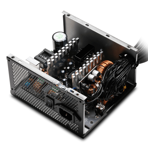 ADATA XPG Pylon 650W nätaggregat, 100-240V, 50/60Hz - 75260131