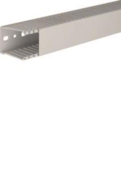 Goulotte de câbles Hager HNG7503707035B 75x37 gris clair